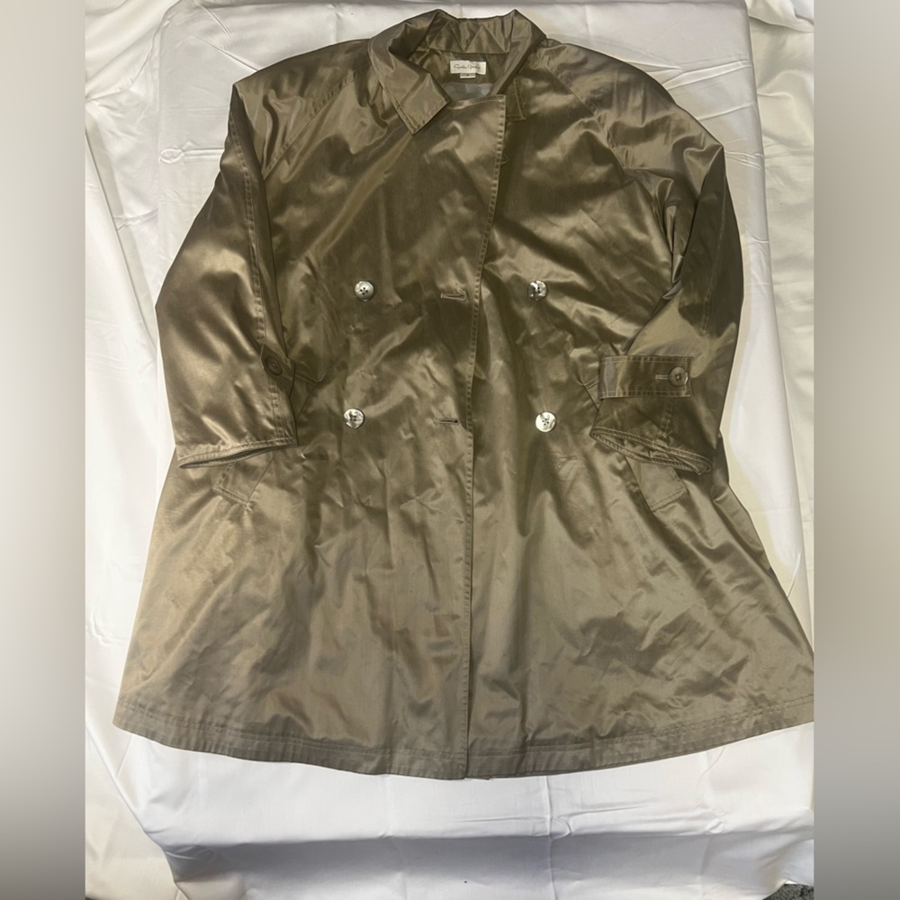 Greta Garbo Elegant silk Coat